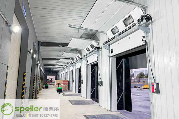 物流出貨口提升門、門封、平臺(tái)